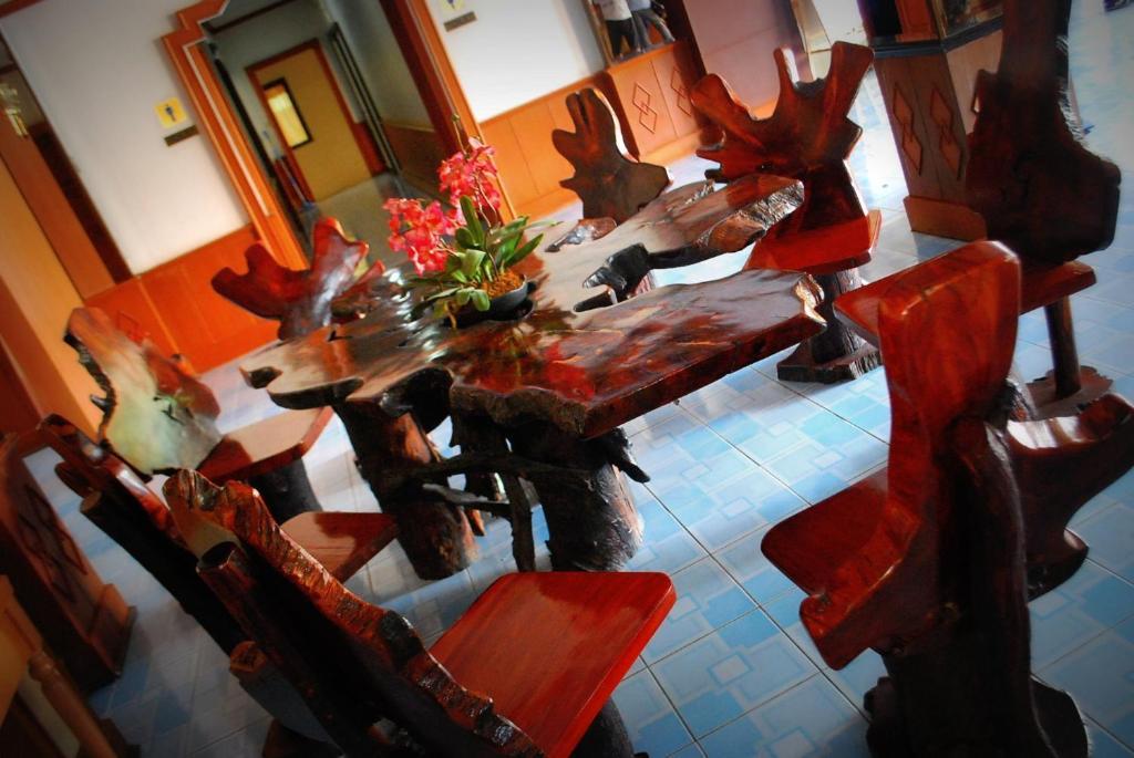 Thai Orange House Джомтьен Экстерьер фото
